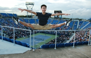 Now we're talking! Alvin jumps above the crowd...