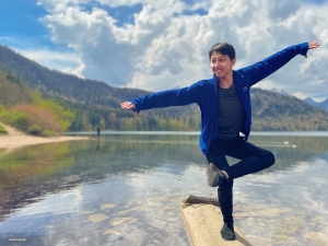 Når turneen fører oss til Tyskland, er vi glade i å besøk det eventyrlige slottet Neuschwanstein. Denne gangen utforsket vi den naturskjønne elven Pöllat nedenfor.